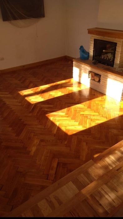 Montaez rașchetez parchet dușumele mașini profesionale fara praf