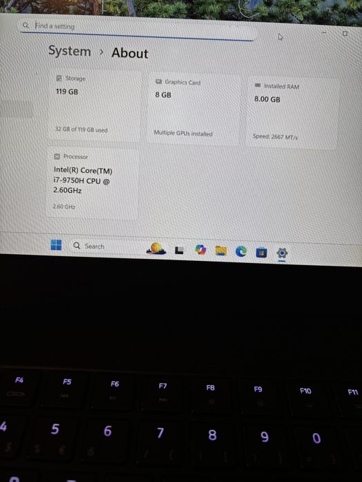 Razer Blade 15 • i7-9750H• Rtx 2070• 240 Hz • Fara: Baterie , incarcator, ram si ssd ( Model RZ09-030)