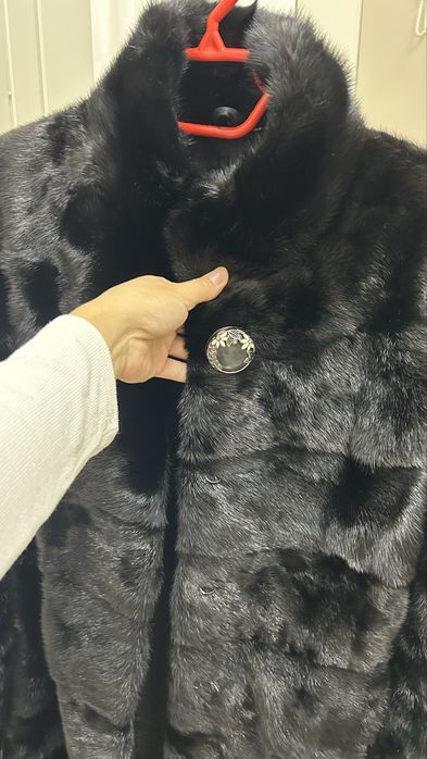 Продам шубу норковую