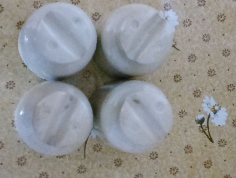 Продаются изоляторы электрические