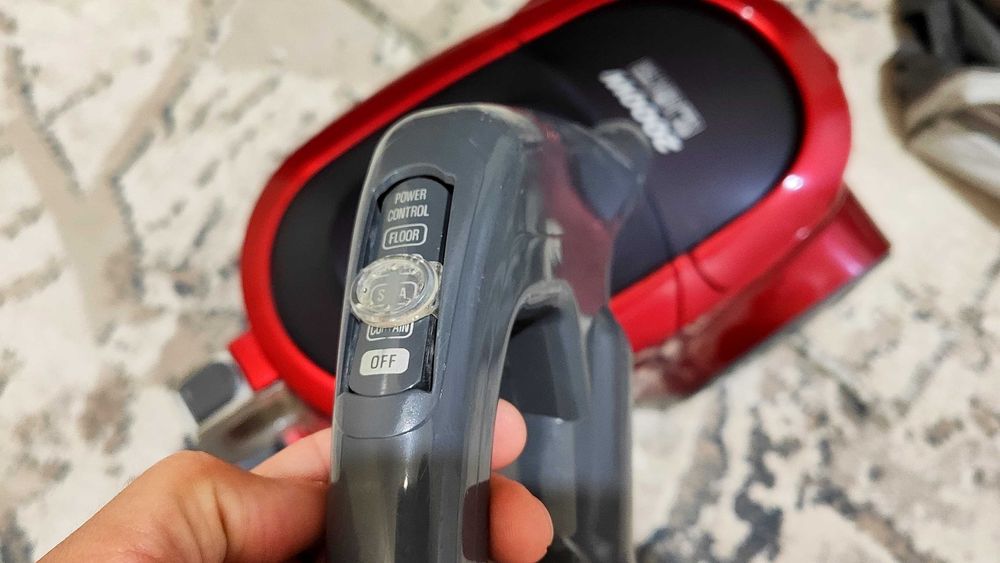 пилесос LG Kompressor