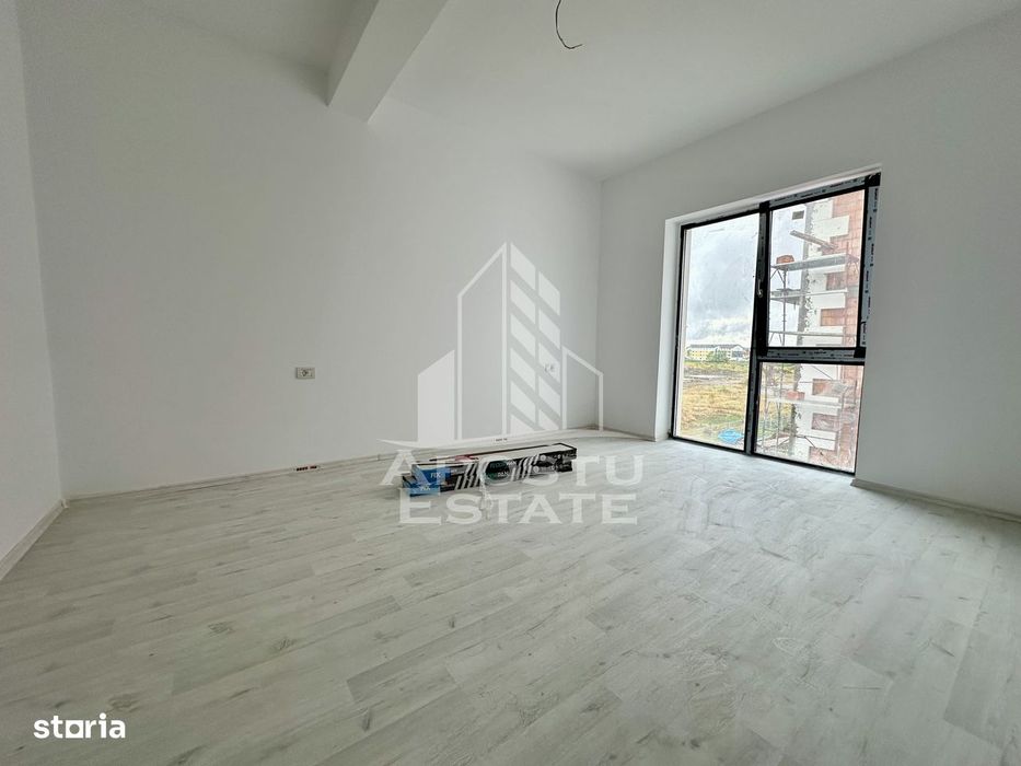 Apartament cu 2 camere, decomandat, zona Cl. Urseni — fotografia 3