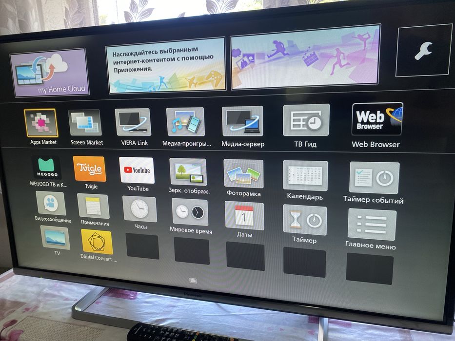 Продам Смарт телевизор Panasonic, рабочий.