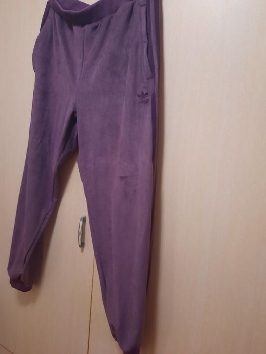 Луксозна дамска спорта долница ADIDAS