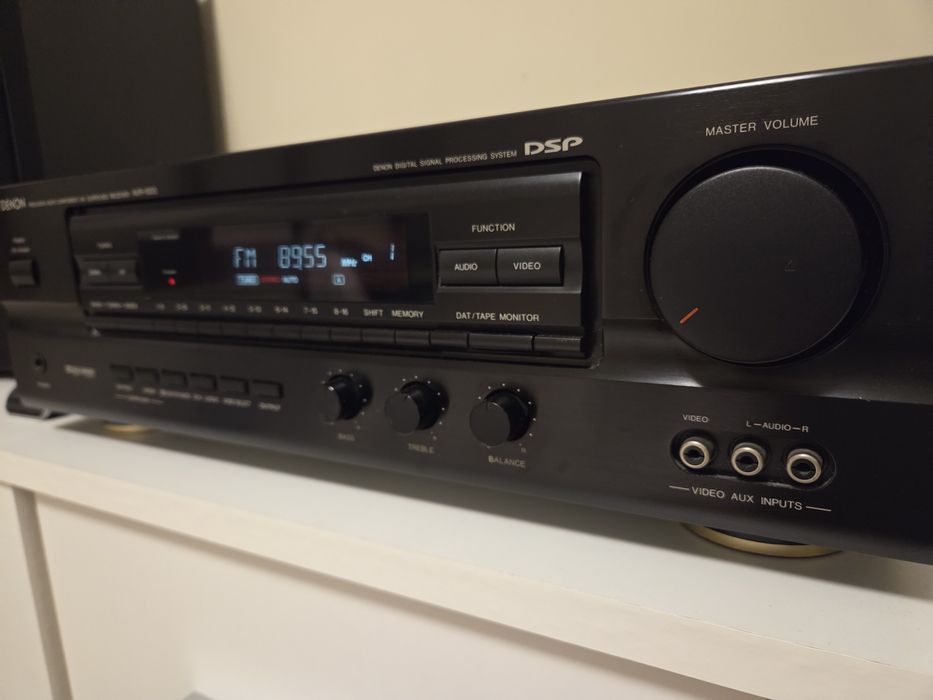 Съраунд ресийвър Denon AVR 1000