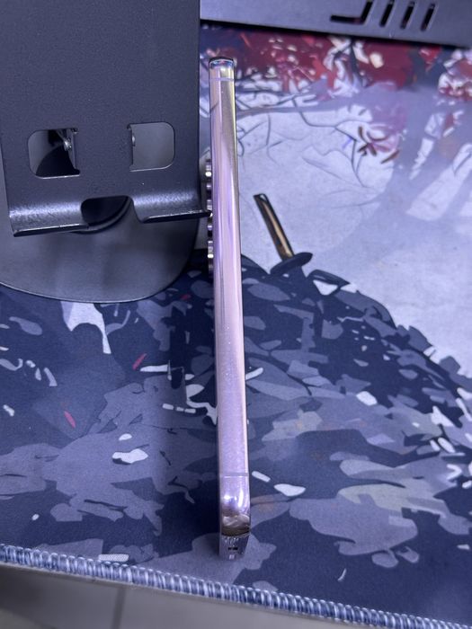 Samsung S23 8/128ГБ