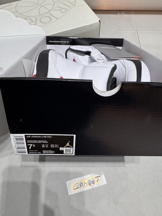 Air Jordan Retro 2 OG Chicago