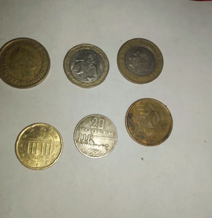 Продам не дорого  манеты