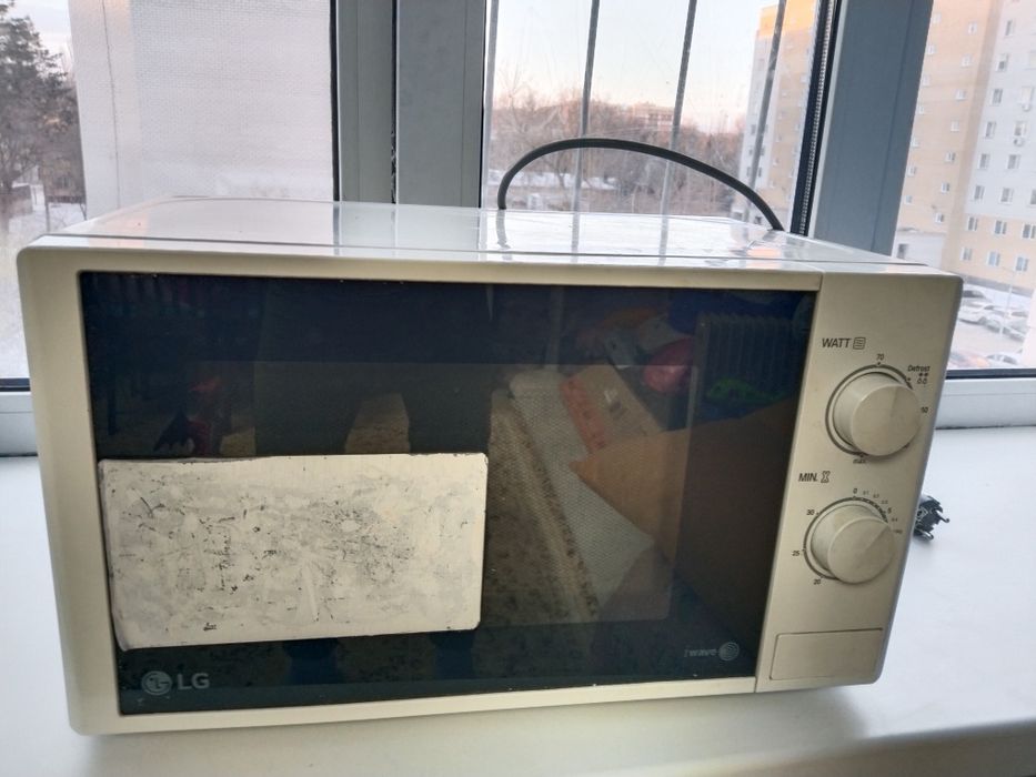 Микроволновка LG