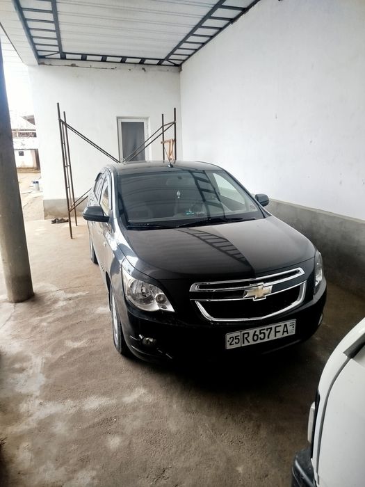 Cobalt 2020 sotiladi uzimiz salondan olganmiz narxini kelishamiz yana