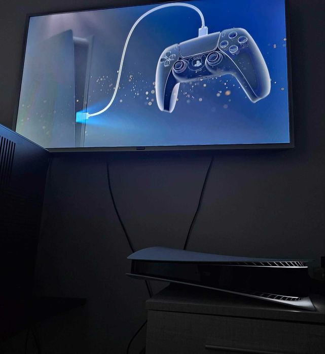 Продавам Playstation 5