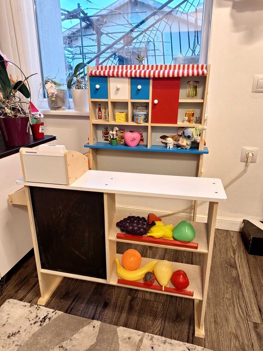 Детски магазин от дърво