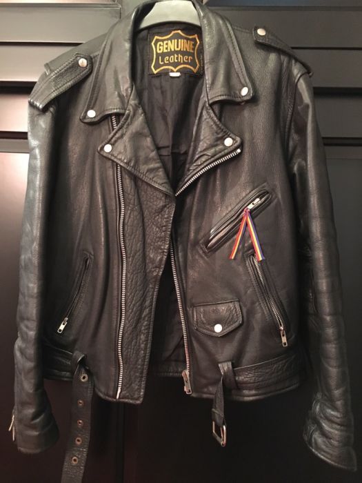 Geaca piele purtata , aviz amatorilor