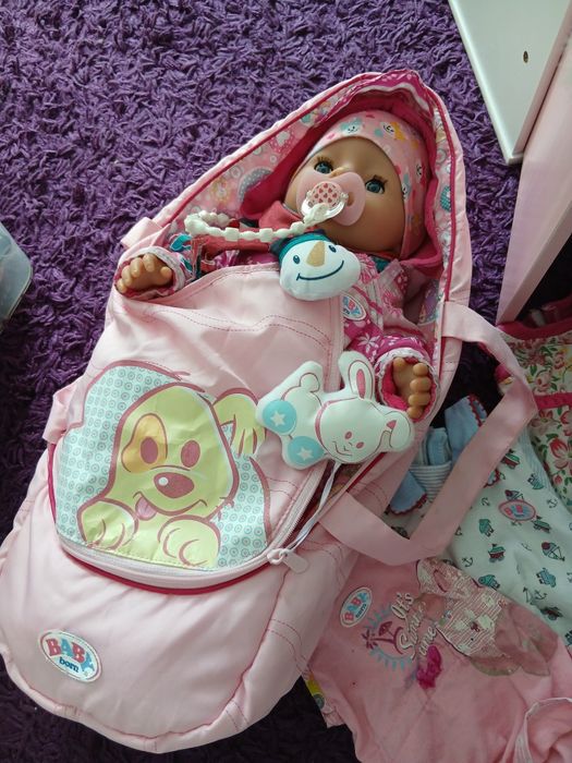 Кукла baby born с дрехи и аксесоари