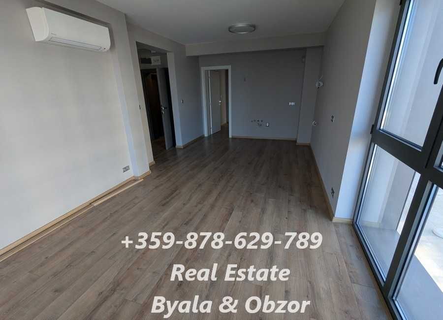 Продава се Тристаен апартамент в Обзор - 95 кв.м за 872 €/кв.м - Снимка #4