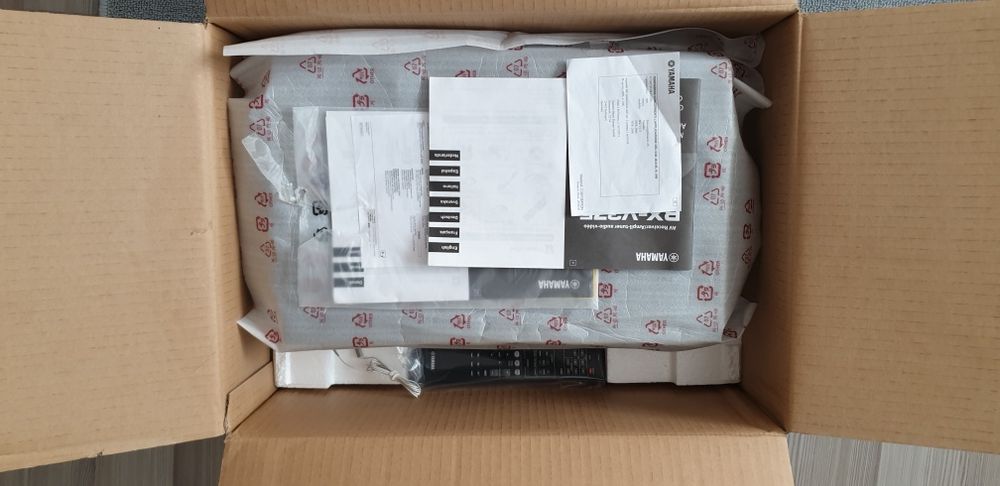 Receiver Yamaha RX-V375