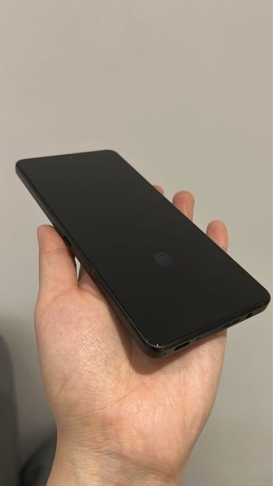 Asus rog phone 8 pro/ 512 GB