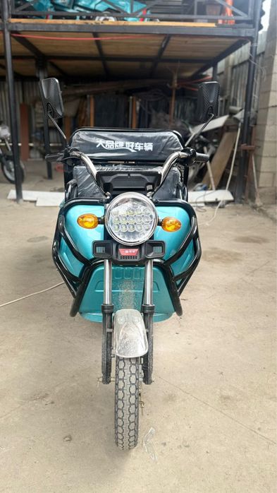 Трицикл прогулочный , грузовой на