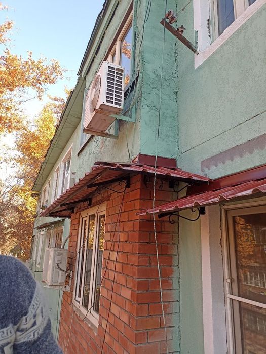 Установка роликов для белья . Козырьки  на окна