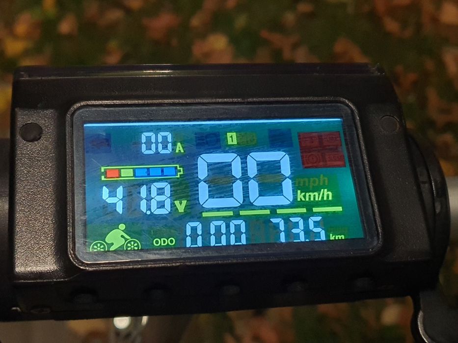 Trotineta pliabila si usoara, pretabila si pt copii, suspensie fata/sp