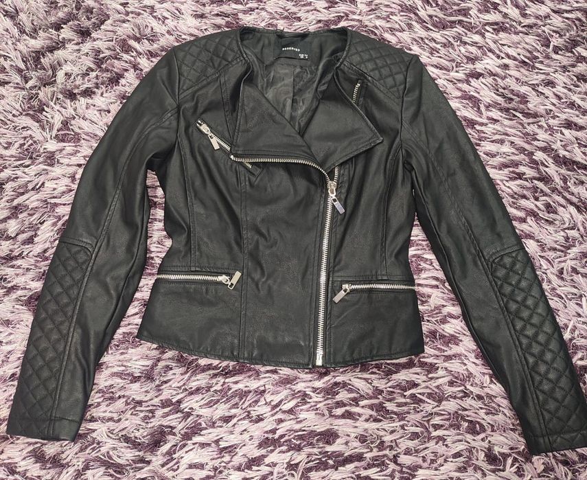 Продам вещи б/у в хорошем состоянии