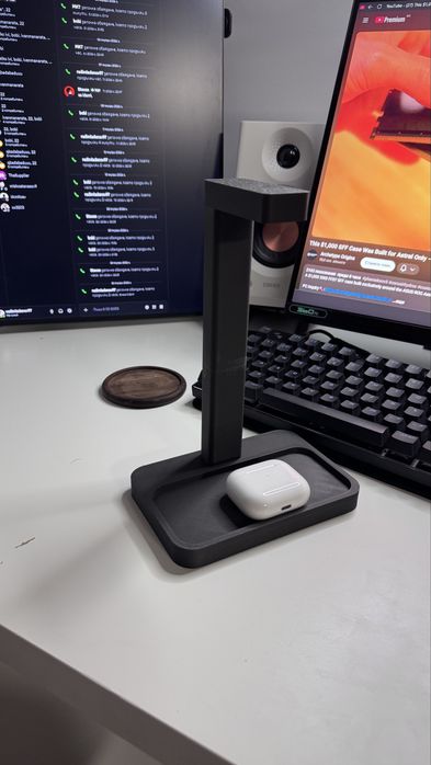 Стойка за слушалки!