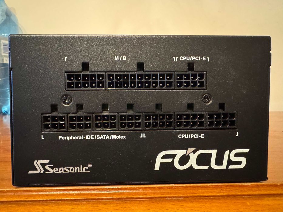 Seasonic Focus GX-750 750W 80+ Gold, modulara