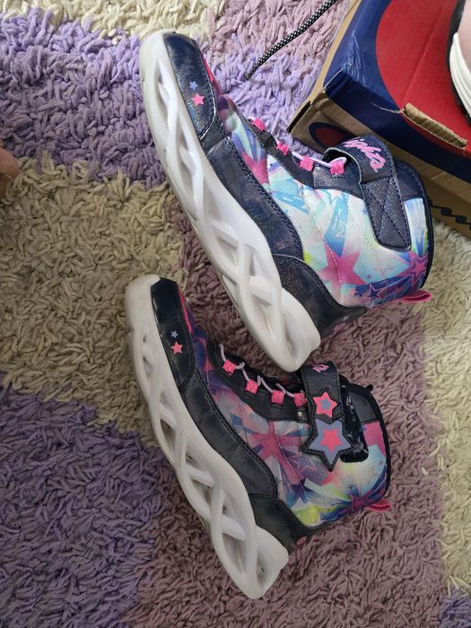 Ghete Skechers 35.5-36