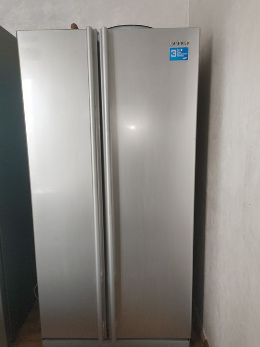 Продаю холодильник (не рабочий)