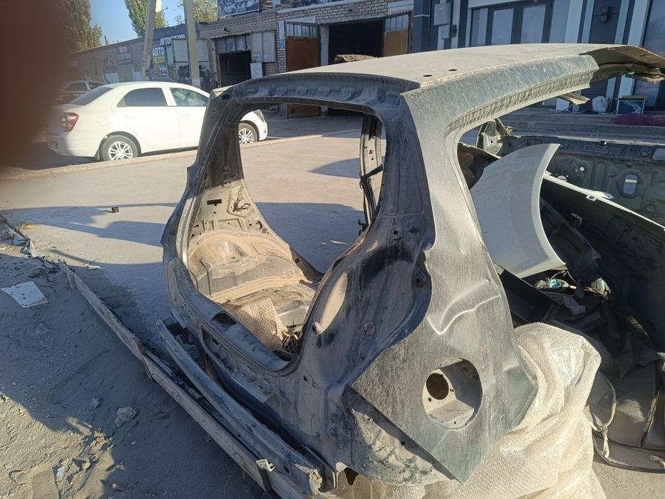 Спарк куз ов эшиклар бор