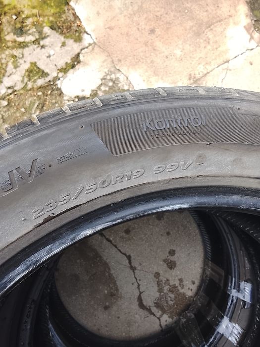 Гуми 19/235/50 Hankook