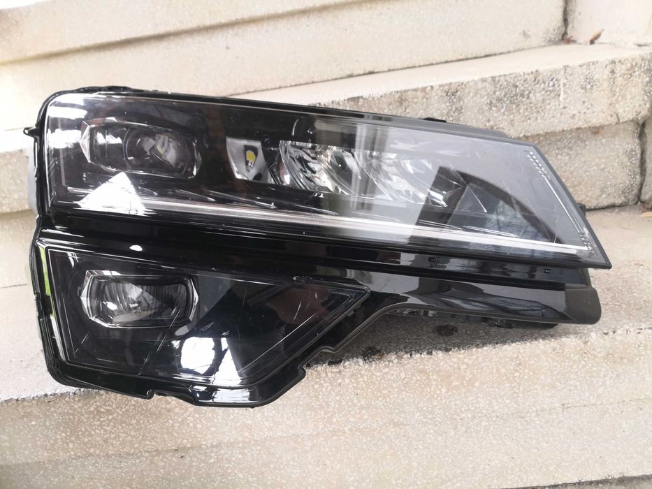 Фар Skoda Karoq FULL LED десен/Фар Шкода Карок LED десен