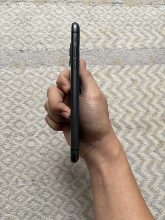 iPhone 11 black 128 Gb