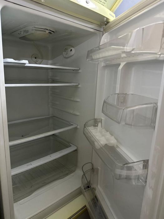 Продается холодильник