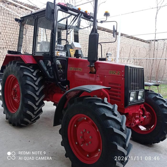 Belarus 892.2 traktor