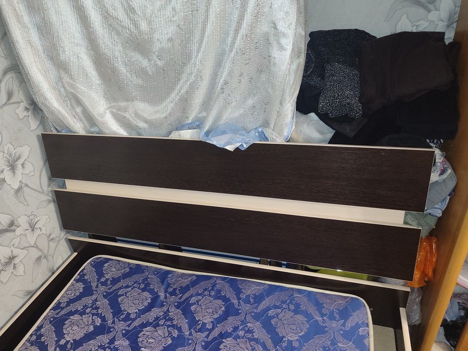 Кровать двуспальная