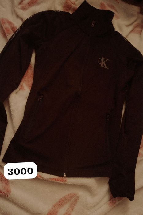 Продаётся молодёжная одежда