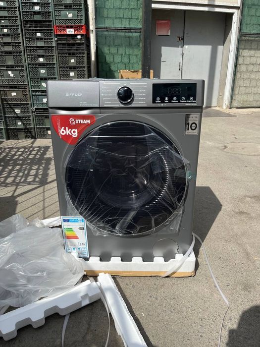 Katta yonoqli porno onlayn