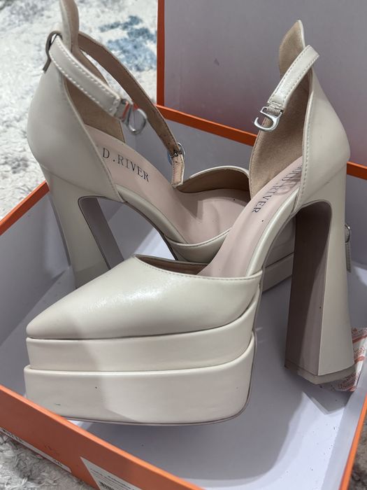 Туфли  вечерние