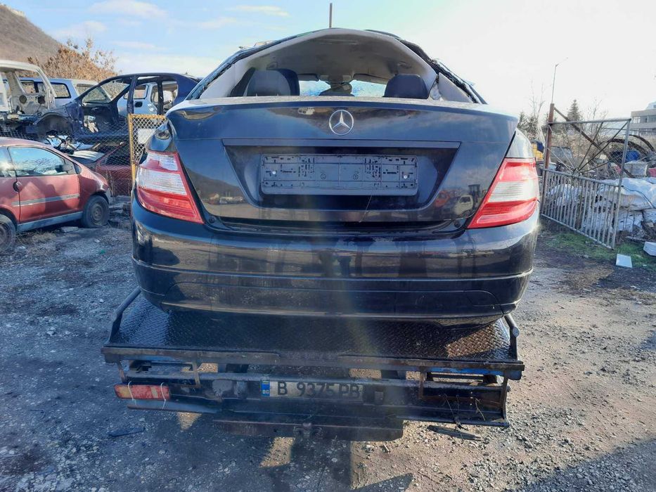 Мерцедес C200 2008 г на части