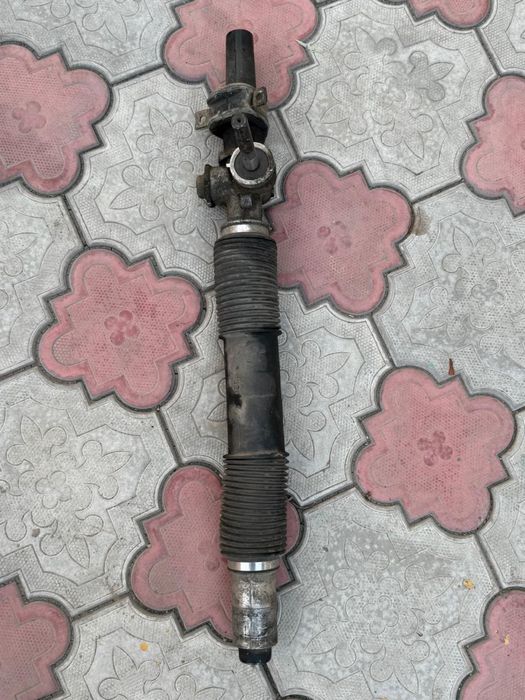 Рулевай рейка на гранту