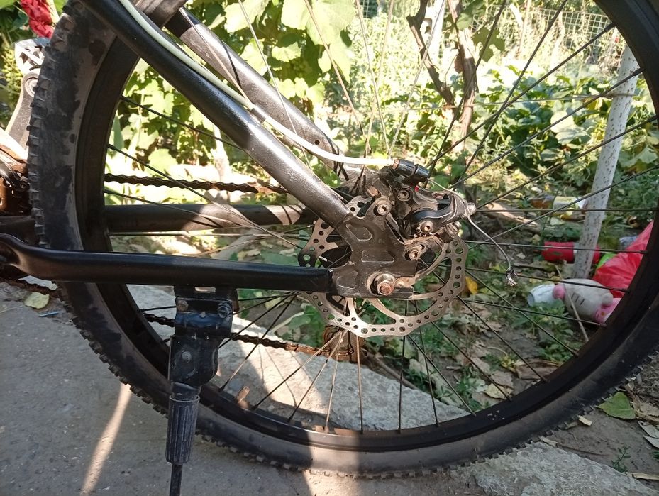 Vând bicicleta motan baik