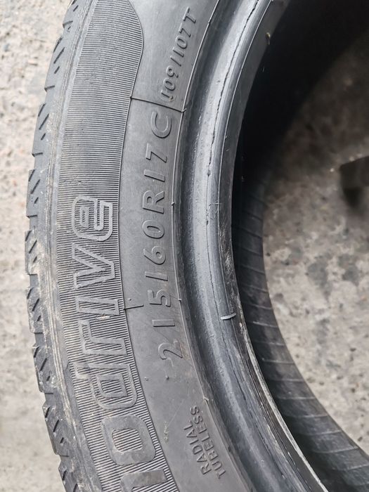 2 cauciucuri 215 60 17c
