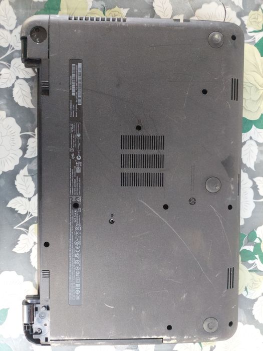 Dezmembrez Laptop HP 15