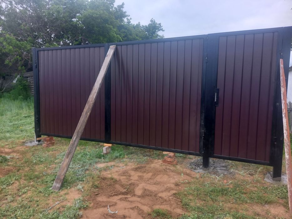 Заборы ворота проф лист  сайдинг качественные
