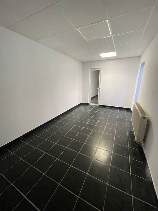 Inchiriez spatiu comercial ultracentral policlinica