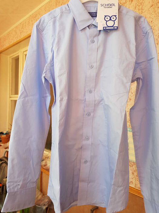 Продаются рубашки для школы