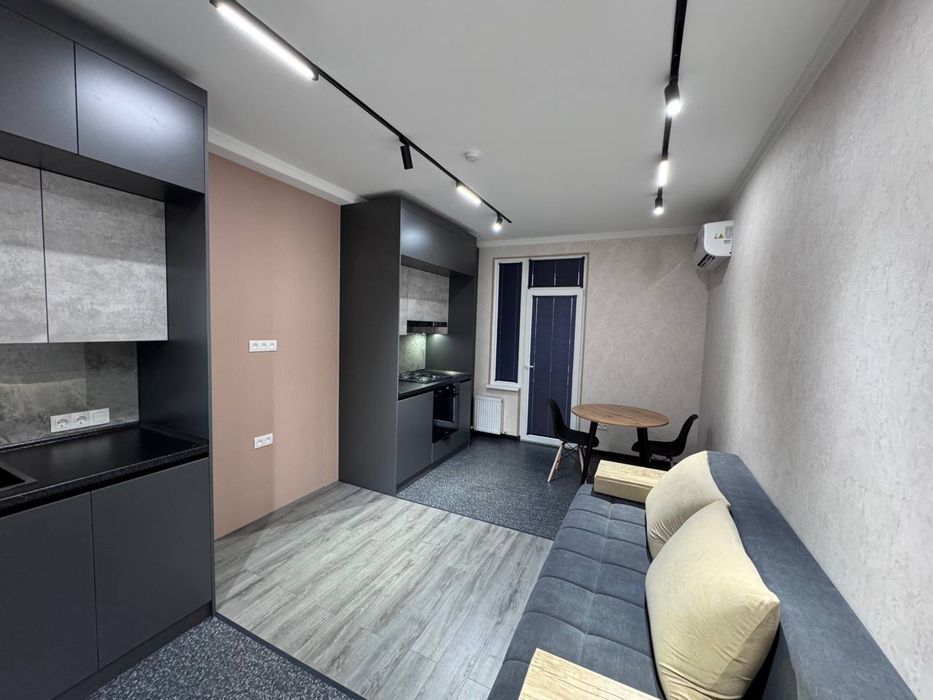 Новостройка NRG Bi Sado 2/7/9 с ремонтом мебелью и техникой