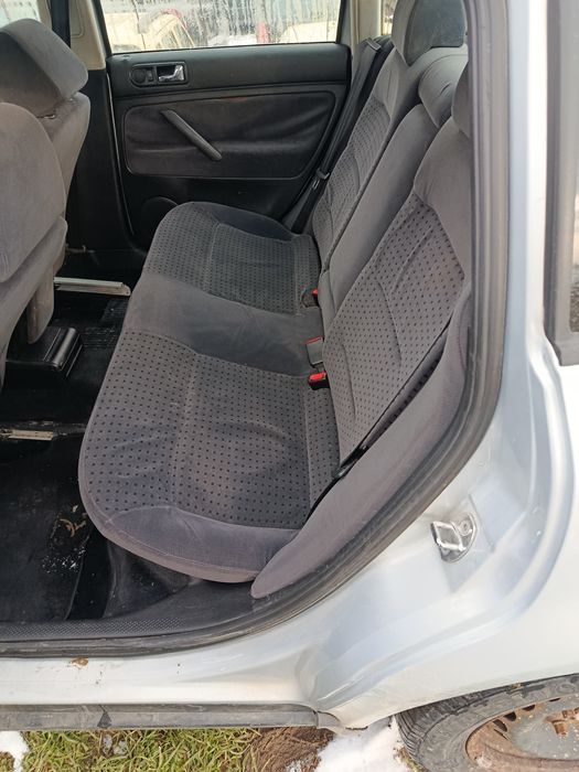 Продава се на Части Volkswagen Passat 4