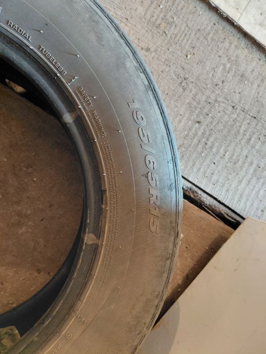 Продам резину 15. 16